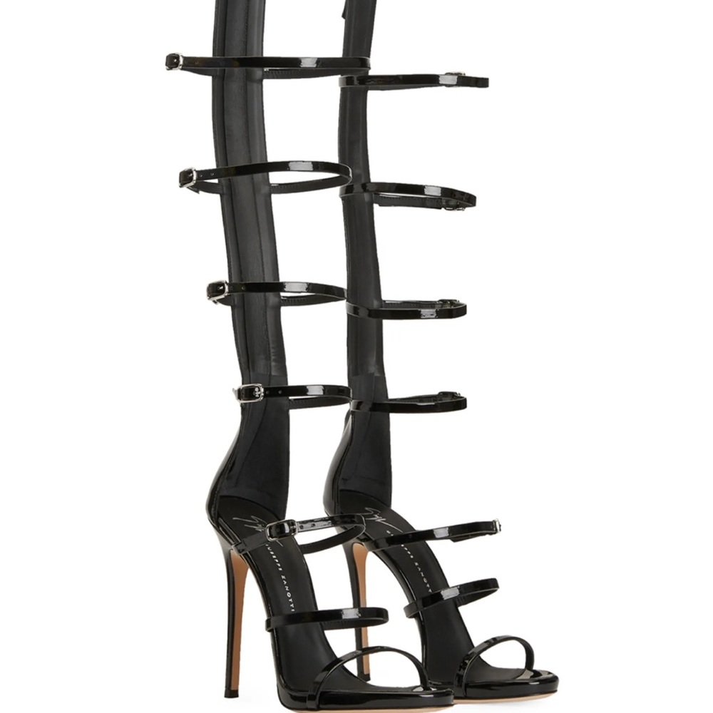 Giuseppe Zanotti
Super Harmony
120mm sandals